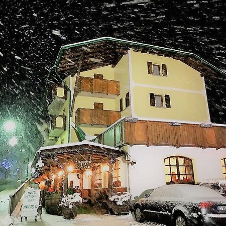 Hotel Tosa Мадонна-ди-Кампильо Экстерьер фото